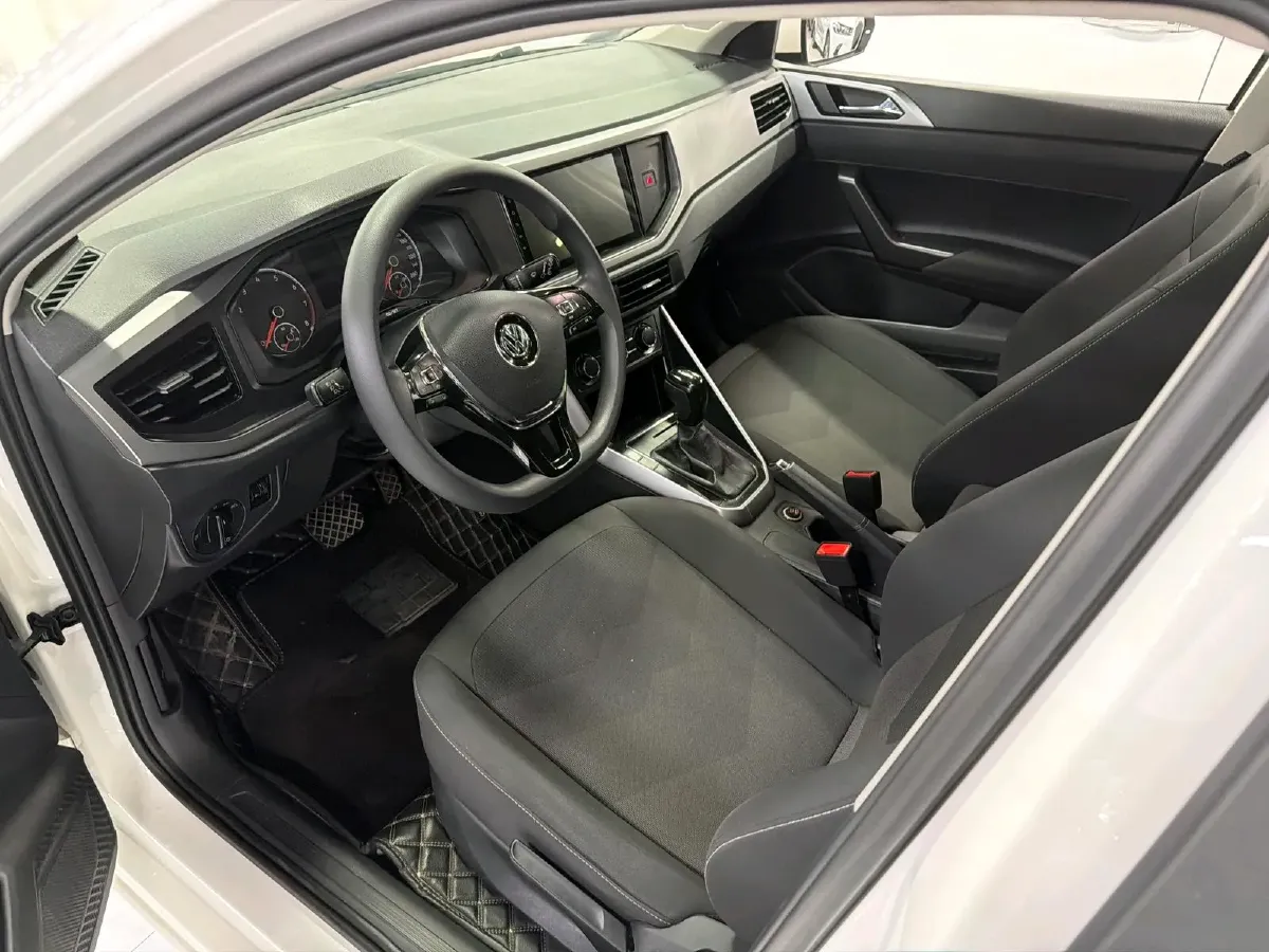 2019 Volkswagen Polo 1.5L 113HP L4 6AT,autocango,china used car exporter,china ev exporter,chinese used car exporter,chinese used ev exporter