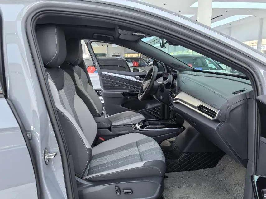 2025 Skoda Superb 2.0T 186HP L4 7DCT,autocango,china used car exporter,china ev exporter,chinese used car exporter,chinese used ev exporter