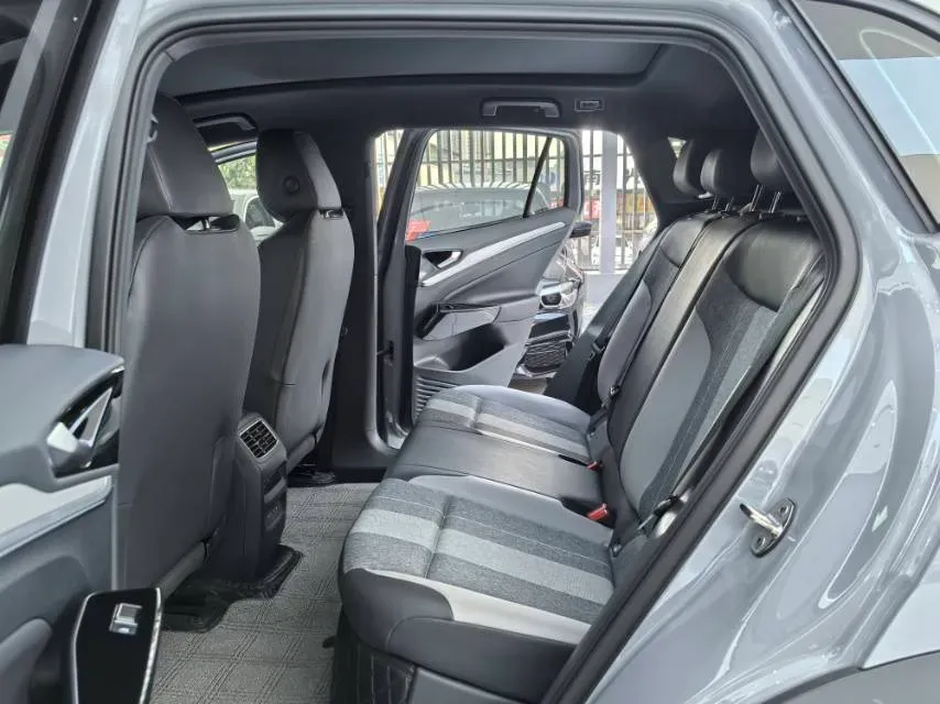 2025 Skoda Superb 2.0T 186HP L4 7DCT,autocango,china used car exporter,china ev exporter,chinese used car exporter,chinese used ev exporter