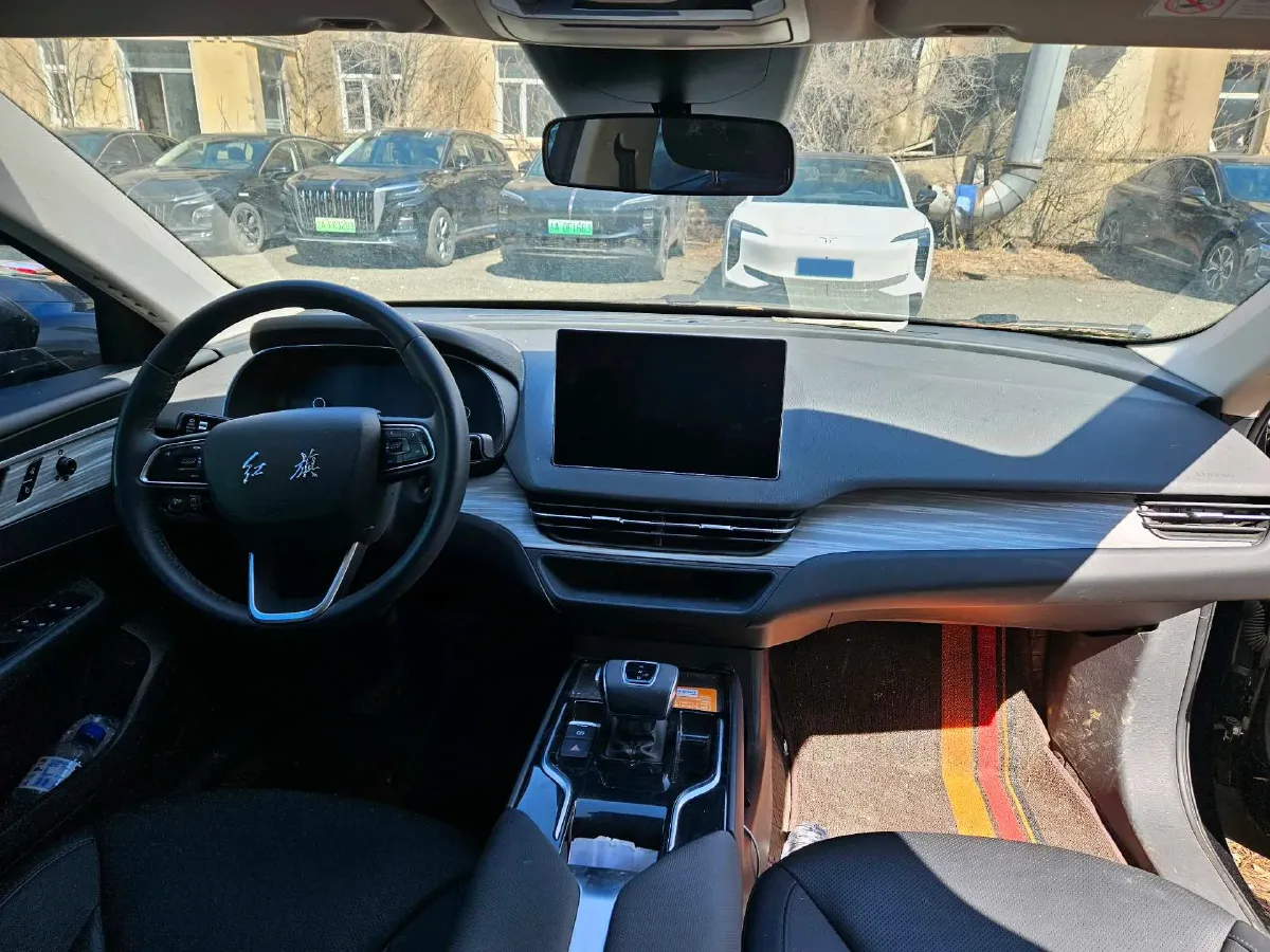 2024 HongQi E-QM5 BEV 72KWH,autocango,china used car exporter,china ev exporter,chinese used car exporter,chinese used ev exporter