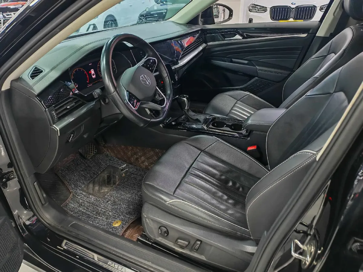 2023 Volkswagen Passat 2.0T 186HP L4 7DCT,autocango,china used car exporter,china ev exporter,chinese used car exporter,chinese used ev exporter