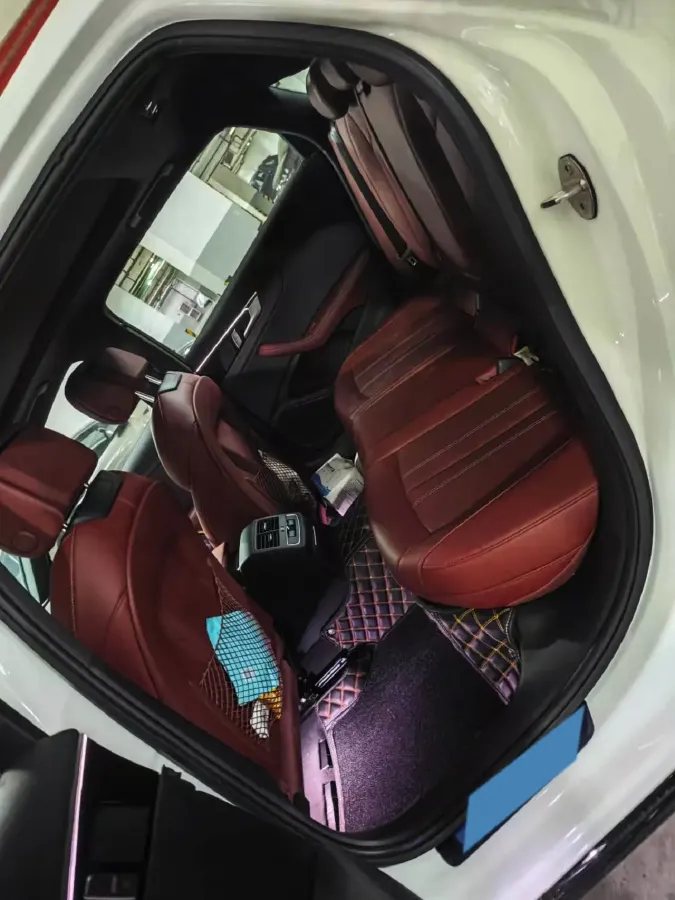 2024 Audi A4L 2.0T 190HP L4 7DCT,autocango,china used car exporter,china ev exporter,chinese used car exporter,chinese used ev exporter