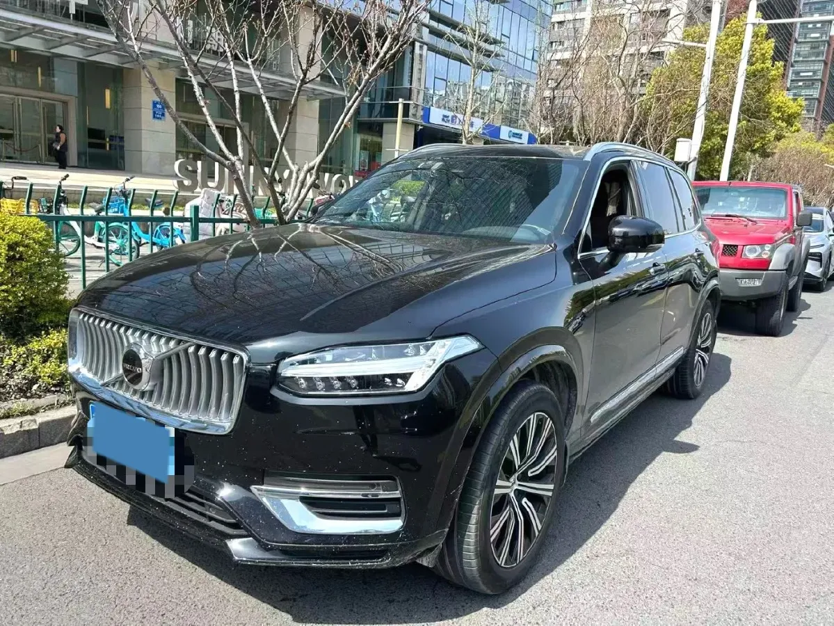 2022 Volvo XC90 2.0T 250HP L4 8AT,autocango,china used car exporter,china ev exporter,chinese used car exporter,chinese used ev exporter