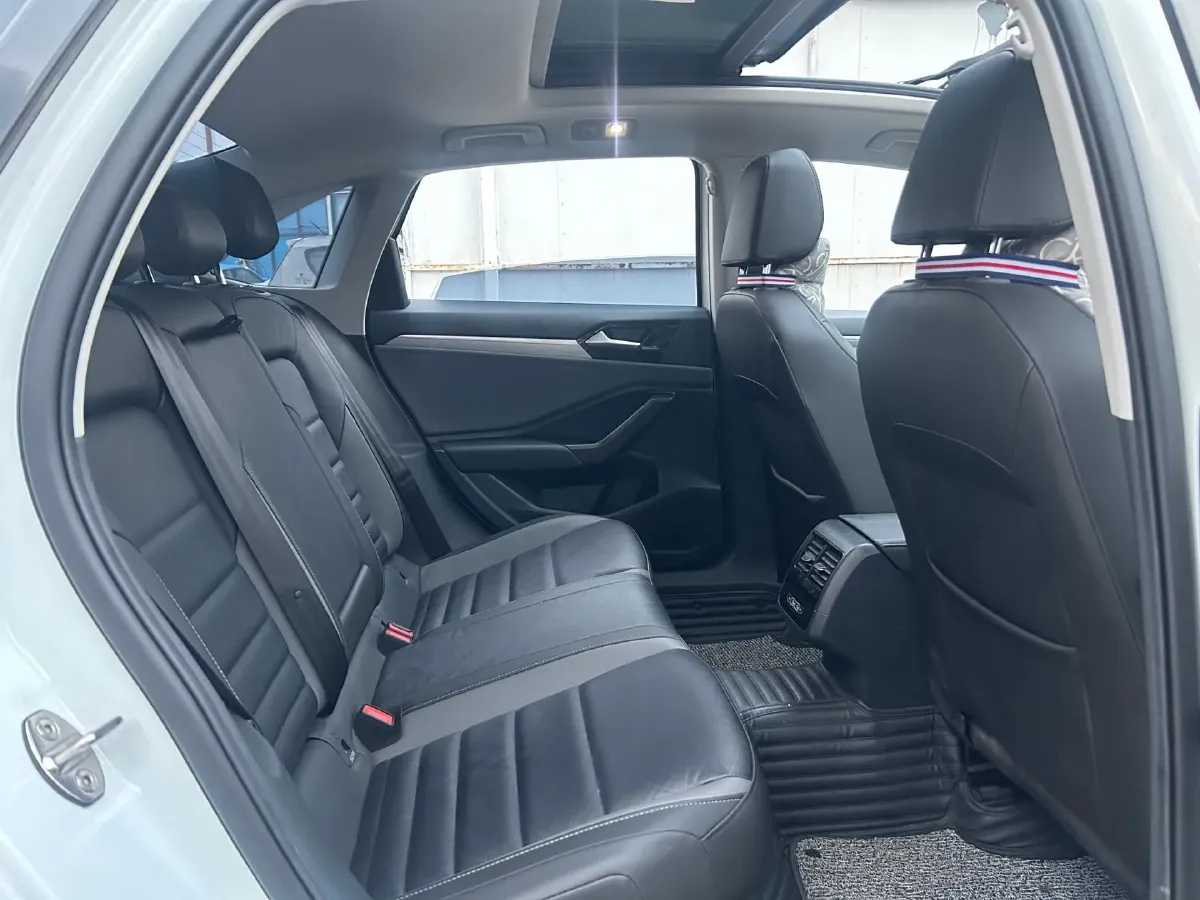 2021 Volkswagen Sagitar 1.4T 150HP L4 7DCT,autocango,china used car exporter,china ev exporter,chinese used car exporter,chinese used ev exporter