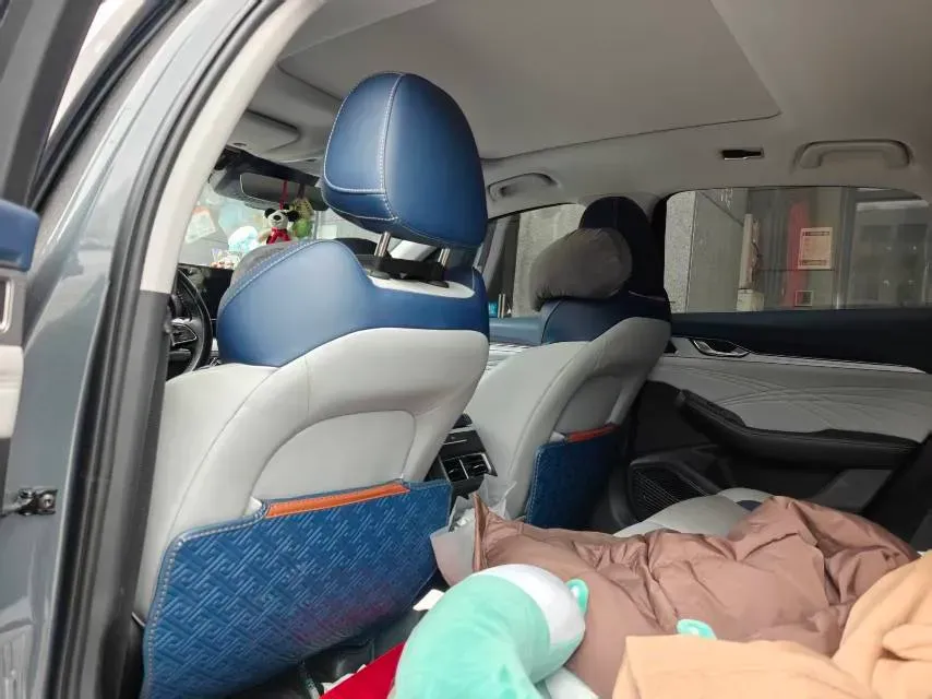 2023 Geely Preface 2.0T 190HP L4 7DCT,autocango,china used car exporter,china ev exporter,chinese used car exporter,chinese used ev exporter