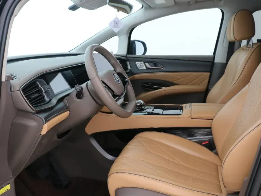 2022 Mercedes-Benz GLC Class 2.0T 197HP L4 9AT,autocango,china used car exporter,china ev exporter,chinese used car exporter,chinese used ev exporter