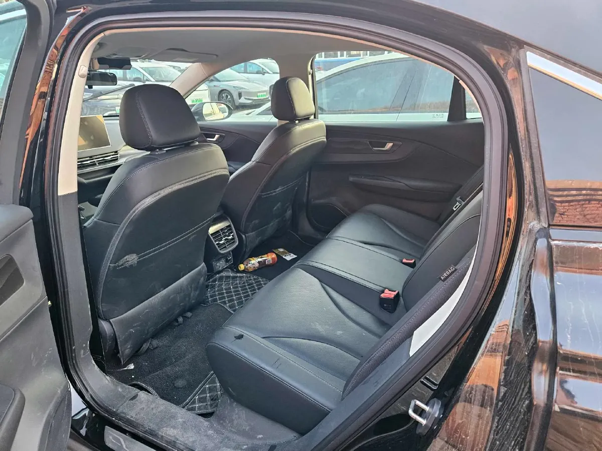 2022 HongQi E-QM5 BEV 54KWH,autocango,china used car exporter,china ev exporter,chinese used car exporter,chinese used ev exporter