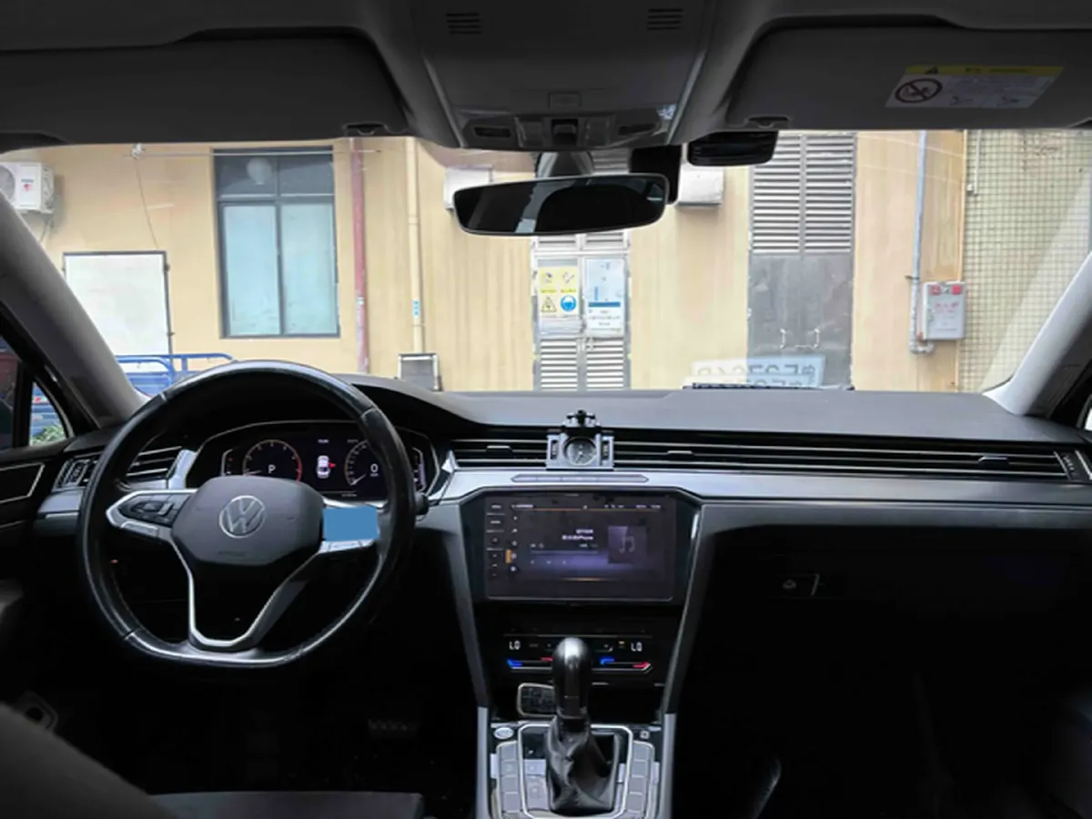 2020 Volkswagen Magotan 2.0T 186HP L4 7DCT,autocango,china used car exporter,china ev exporter,chinese used car exporter,chinese used ev exporter