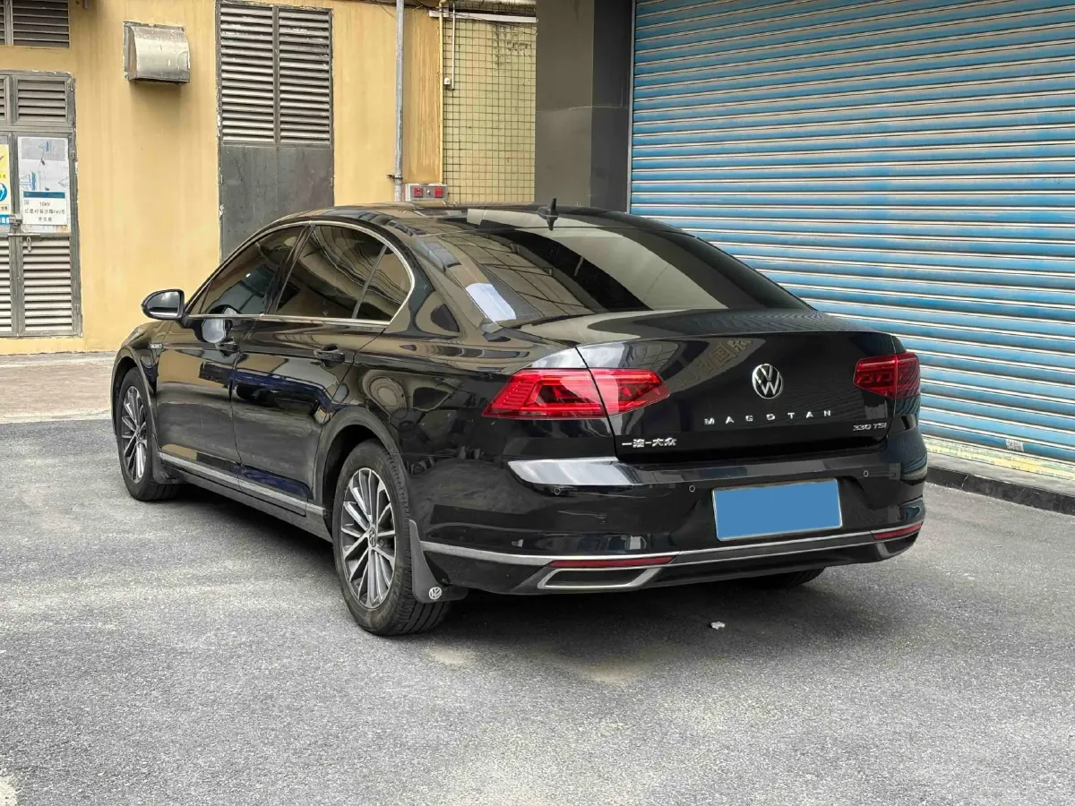2020 Volkswagen Magotan 2.0T 186HP L4 7DCT,autocango,china used car exporter,china ev exporter,chinese used car exporter,chinese used ev exporter