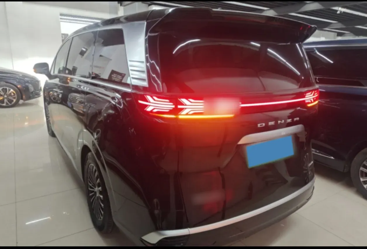 2024 Denza D9 1.5T 139HP L4 E-CVT PHEV 40KWH,autocango,china used car exporter,china ev exporter,chinese used car exporter,chinese used ev exporter