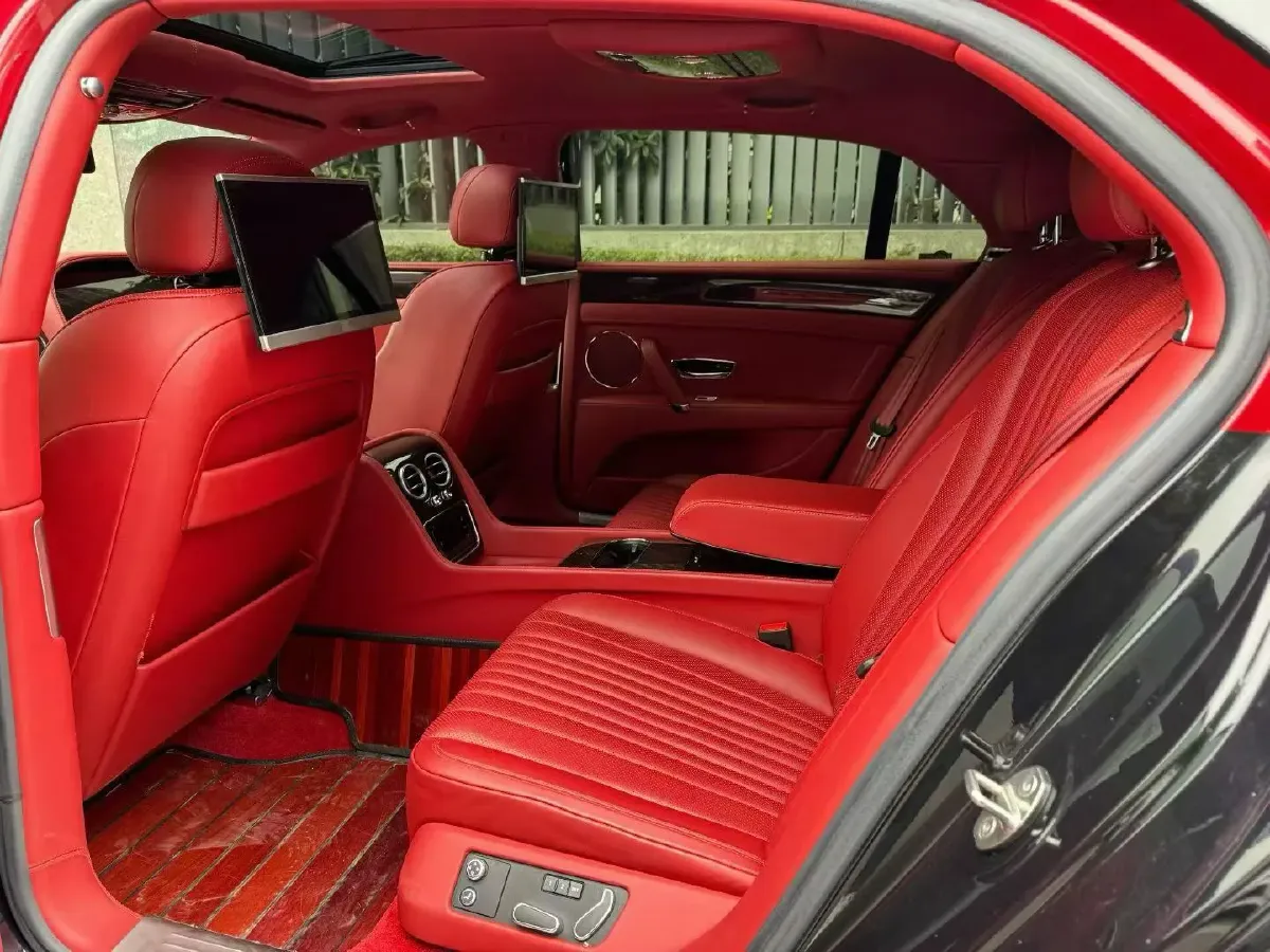 2017 Bentley Flying Spur 4.0T 528HP V8 8AT,autocango,china used car exporter,china ev exporter,chinese used car exporter,chinese used ev exporter