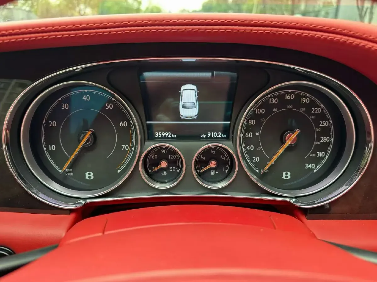 2017 Bentley Flying Spur 4.0T 528HP V8 8AT,autocango,china used car exporter,china ev exporter,chinese used car exporter,chinese used ev exporter