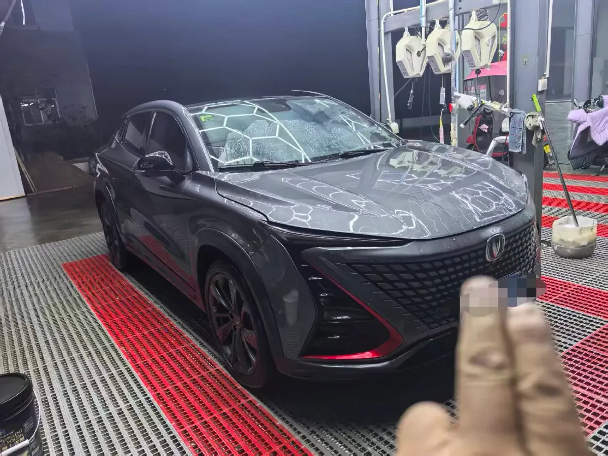 2020 ChangAn UNI-T 1.5T 180HP L4 7DCT,autocango,china used car exporter,china ev exporter,chinese used car exporter,chinese used ev exporter