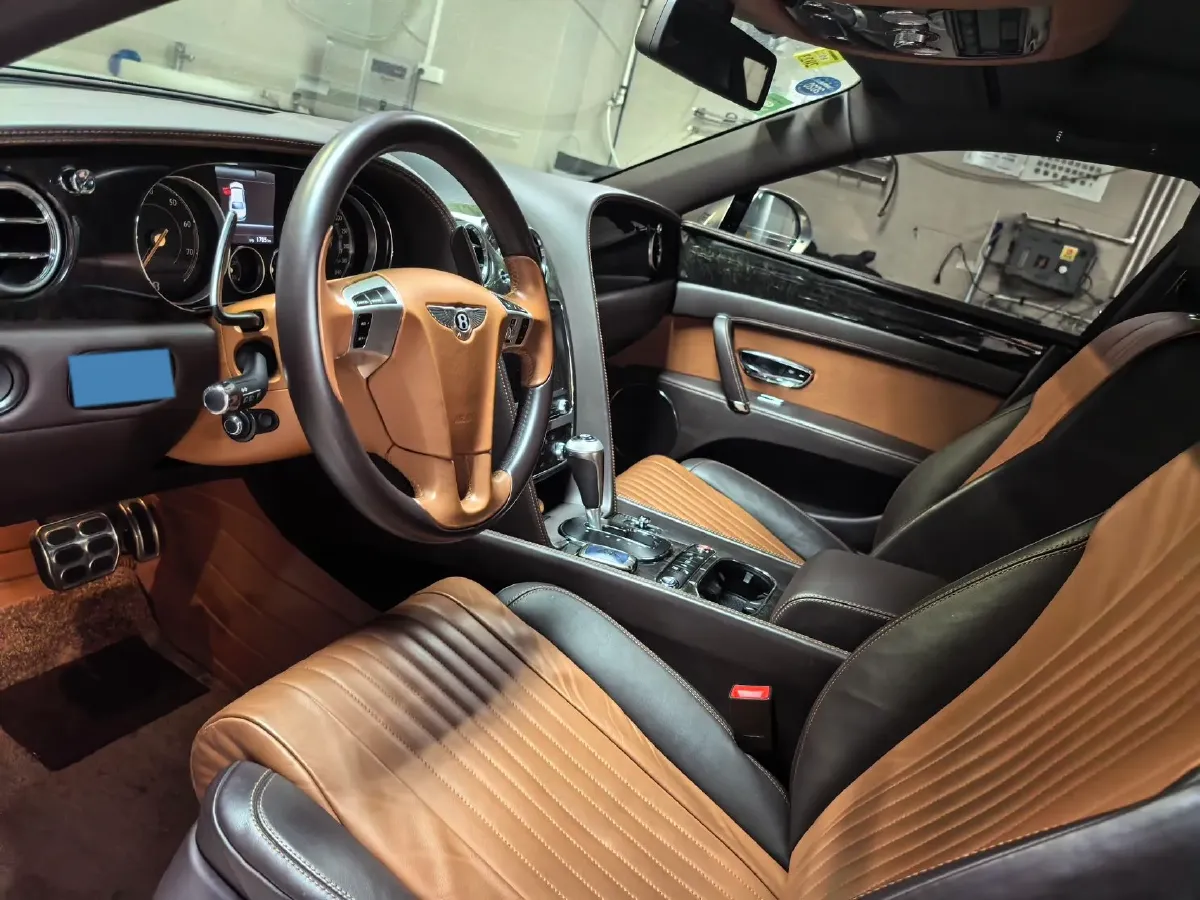 2017 Bentley Flying Spur 4.0T 507HP V8 8AT,autocango,china used car exporter,china ev exporter,chinese used car exporter,chinese used ev exporter