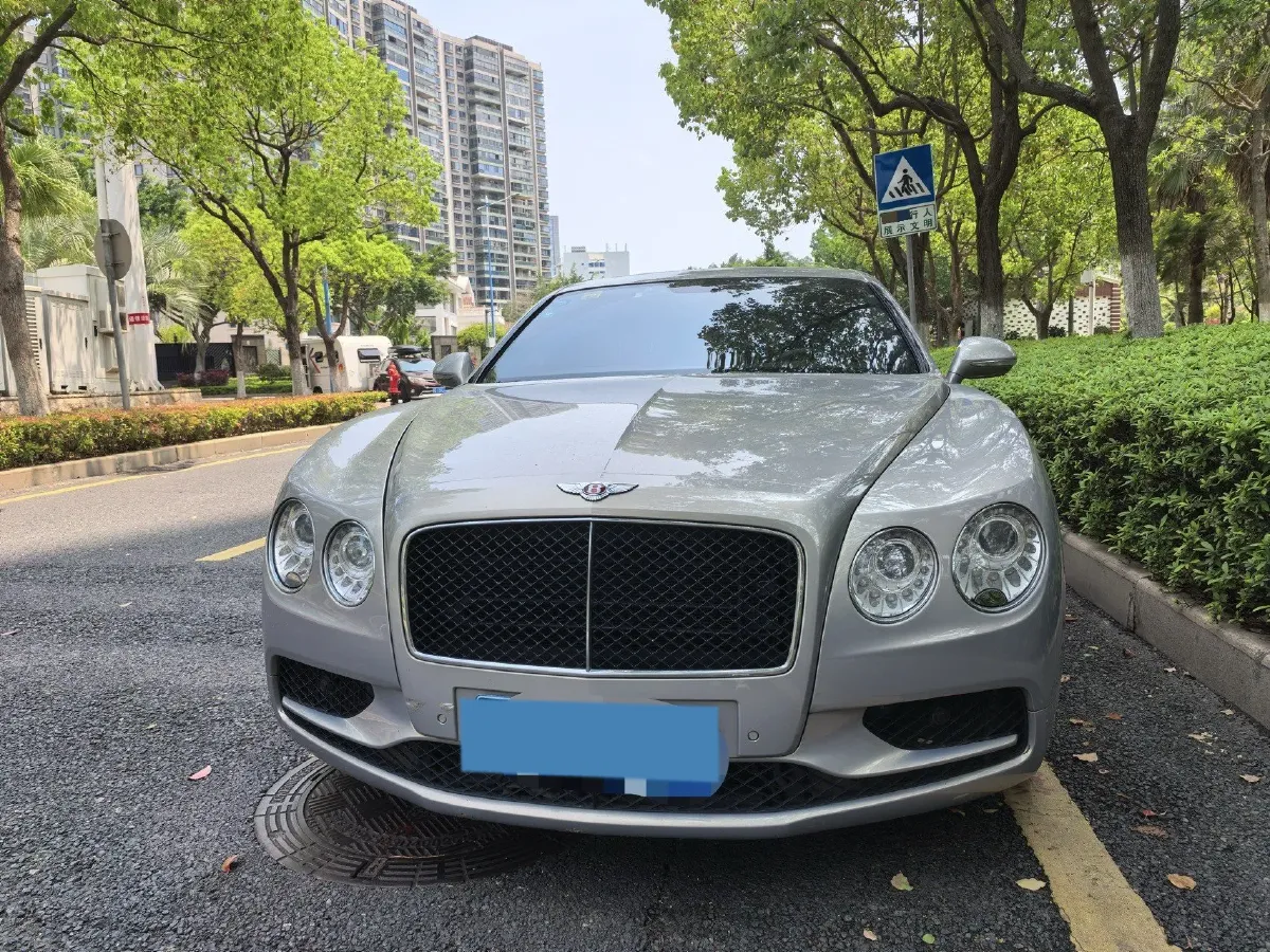 2017 Bentley Flying Spur 4.0T 507HP V8 8AT,autocango,china used car exporter,china ev exporter,chinese used car exporter,chinese used ev exporter