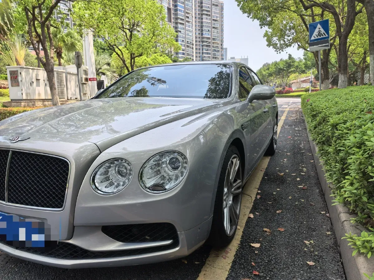 2017 Bentley Flying Spur 4.0T 507HP V8 8AT,autocango,china used car exporter,china ev exporter,chinese used car exporter,chinese used ev exporter