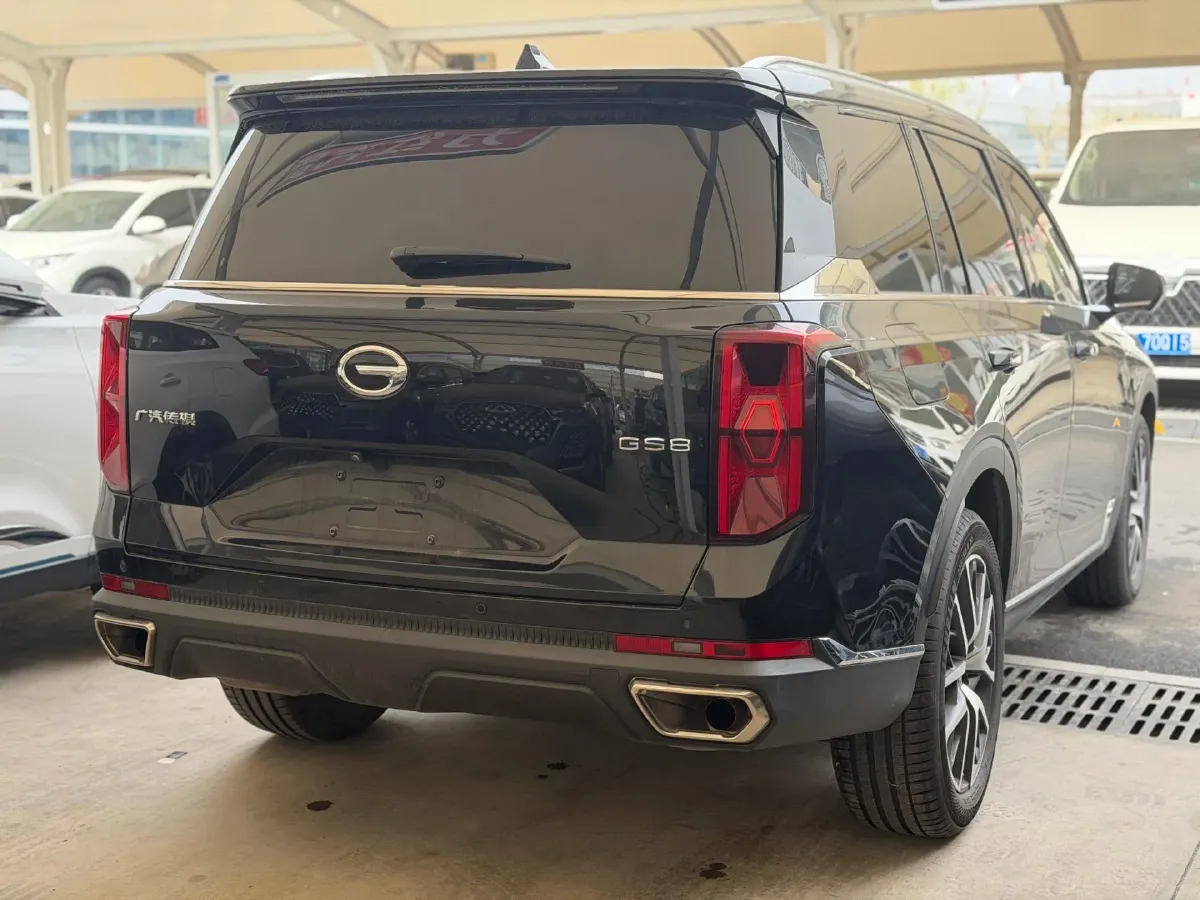 2022 GAC Trumpchi GS8 2.0T 252HP L4 8AT,autocango,china used car exporter,china ev exporter,chinese used car exporter,chinese used ev exporter