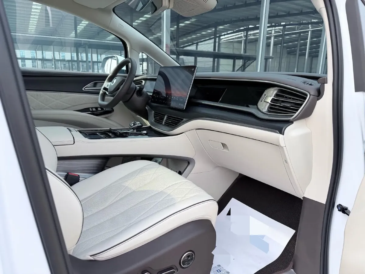 2024 Denza D9 1.5T 139HP L4 E-CVT PHEV 40KWH,autocango,china used car exporter,china ev exporter,chinese used car exporter,chinese used ev exporter