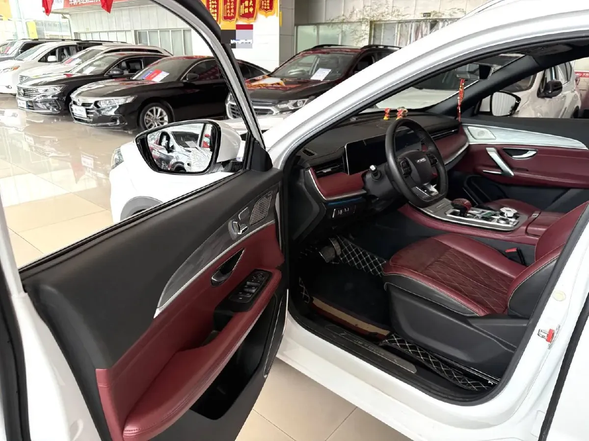 2023 ChangAn Oshan X7 Plus 1.5T 188HP L4 7DCT,autocango,china used car exporter,china ev exporter,chinese used car exporter,chinese used ev exporter