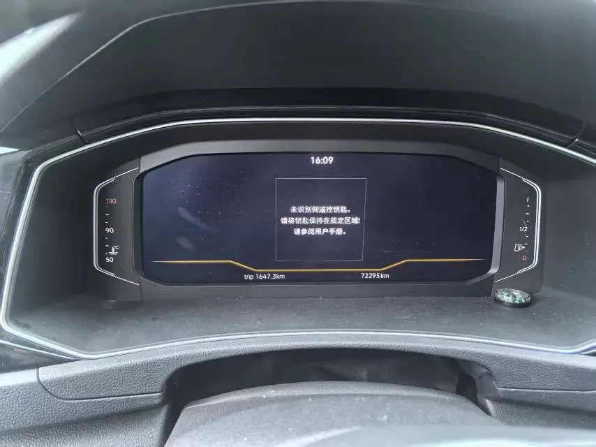 2021 Volkswagen T-Roc 1.4T 150HP L4 7DCT,autocango,china used car exporter,china ev exporter,chinese used car exporter,chinese used ev exporter