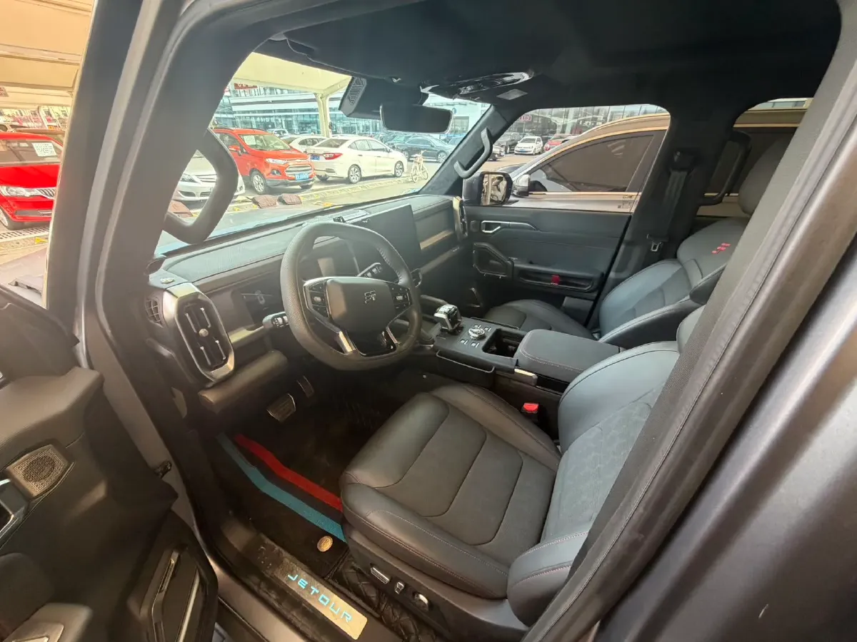 2023 Jetour Traveller 2.0T 254HP L4 7DCT,autocango,china used car exporter,china ev exporter,chinese used car exporter,chinese used ev exporter