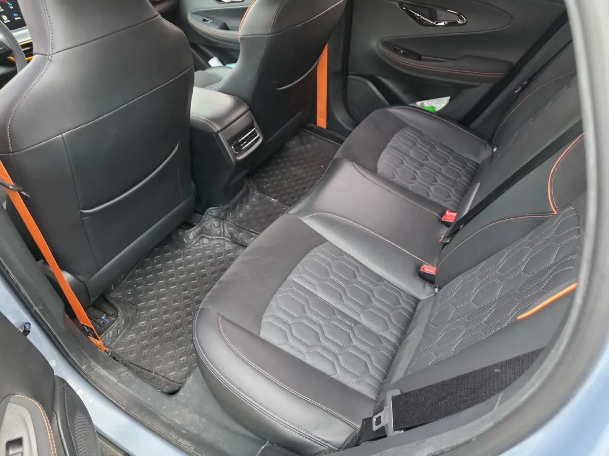 2021 ChangAn UNI-T 1.5T 180HP L4 7DCT,autocango,china used car exporter,china ev exporter,chinese used car exporter,chinese used ev exporter