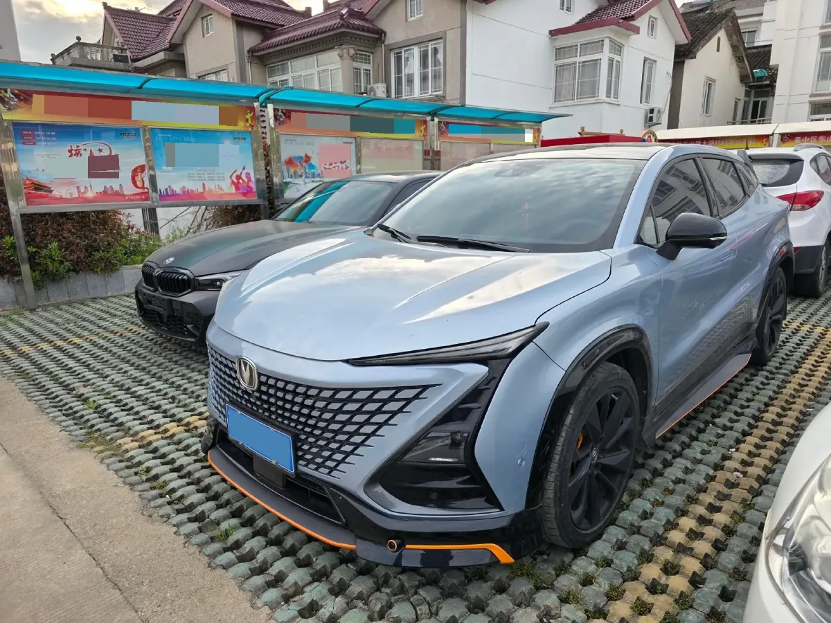 2021 ChangAn UNI-T 1.5T 180HP L4 7DCT,autocango,china used car exporter,china ev exporter,chinese used car exporter,chinese used ev exporter