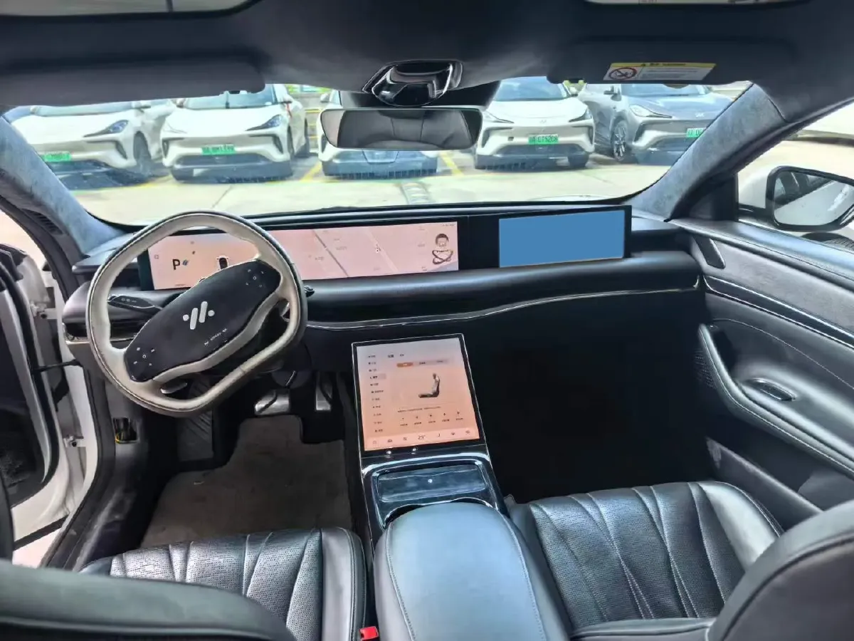 2022 IM L7 BEV 90KWH,autocango,china used car exporter,china ev exporter,chinese used car exporter,chinese used ev exporter