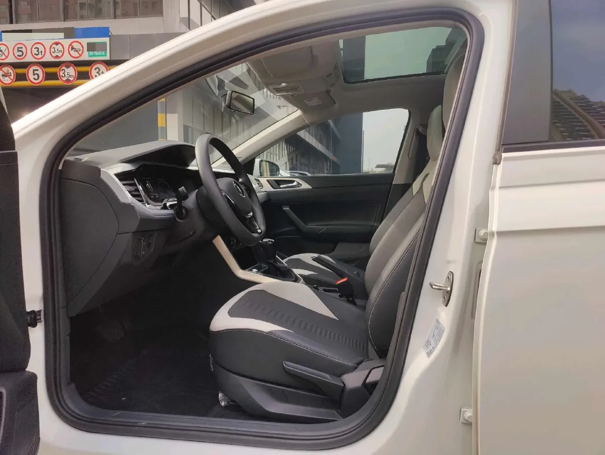 2021 Bestune T55 1.5T 169HP L4 7DCT,autocango,china used car exporter,china ev exporter,chinese used car exporter,chinese used ev exporter