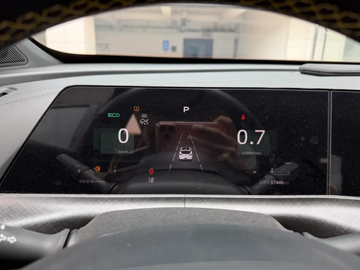 2022 ChangAn UNI-T 2.0T 233HP L4 8AT,autocango,china used car exporter,china ev exporter,chinese used car exporter,chinese used ev exporter