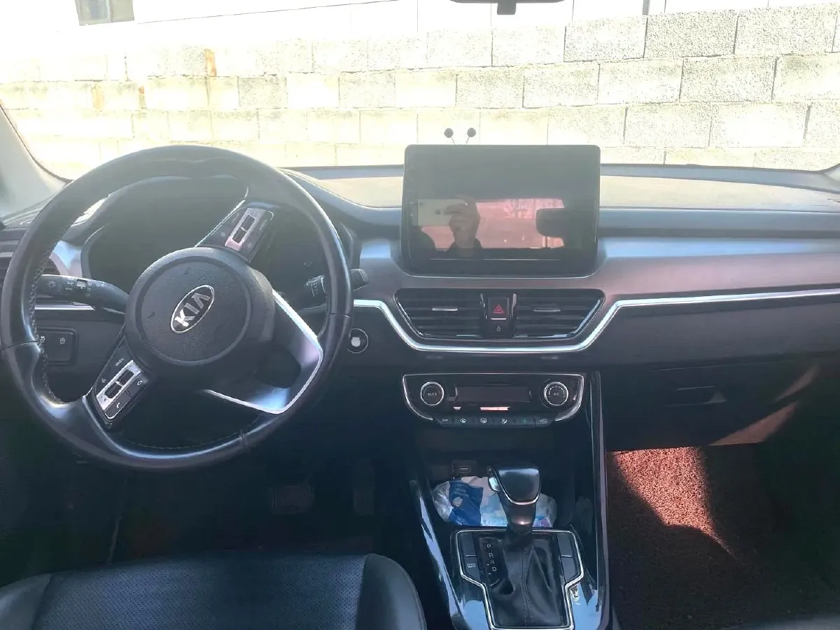 2018 Kia Sportage R 2.0L 160HP L4 6AT,autocango,china used car exporter,china ev exporter,chinese used car exporter,chinese used ev exporter