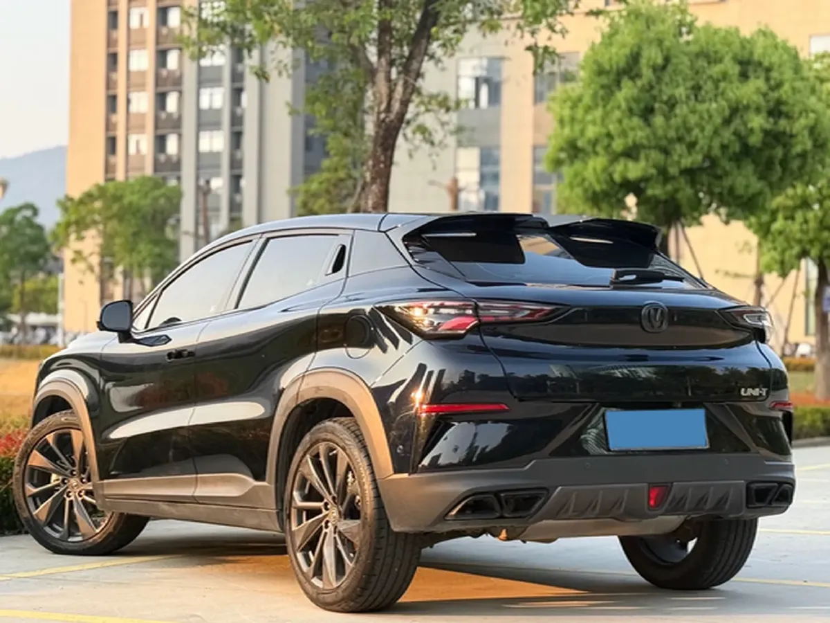 2021 ChangAn UNI-T 1.5T 180HP L4 7DCT,autocango,china used car exporter,china ev exporter,chinese used car exporter,chinese used ev exporter