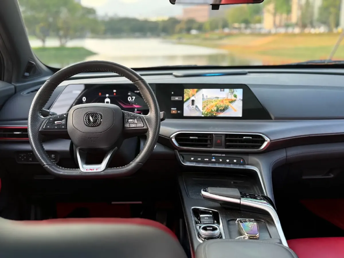 2021 ChangAn UNI-T 1.5T 180HP L4 7DCT,autocango,china used car exporter,china ev exporter,chinese used car exporter,chinese used ev exporter