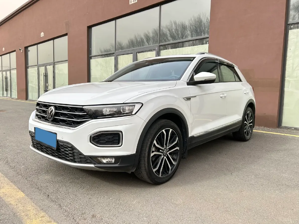 2022 Volkswagen T-Roc 1.4T 150HP L4 7DCT,autocango,china used car exporter,china ev exporter,chinese used car exporter,chinese used ev exporter