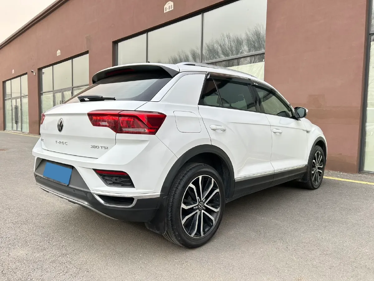 2022 Volkswagen T-Roc 1.4T 150HP L4 7DCT,autocango,china used car exporter,china ev exporter,chinese used car exporter,chinese used ev exporter