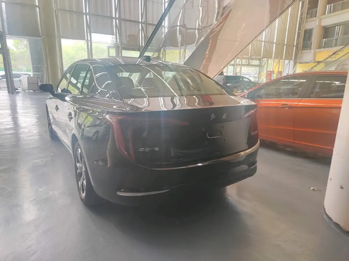 2024 HongQi E-QM5 BEV 60KWH,autocango,china used car exporter,china ev exporter,chinese used car exporter,chinese used ev exporter