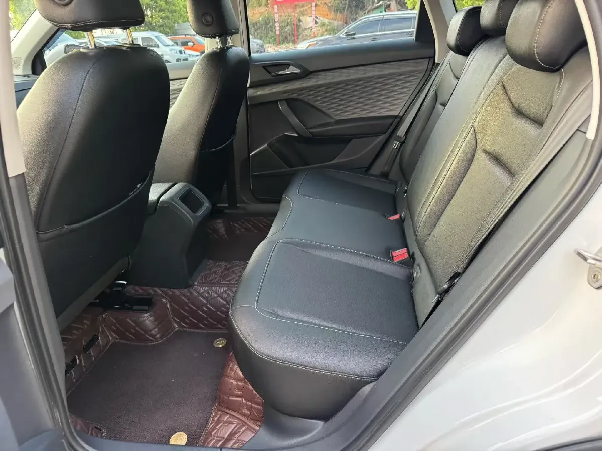 2021 Volkswagen Tharu 1.4T 150HP L4 7DCT,autocango,china used car exporter,china ev exporter,chinese used car exporter,chinese used ev exporter