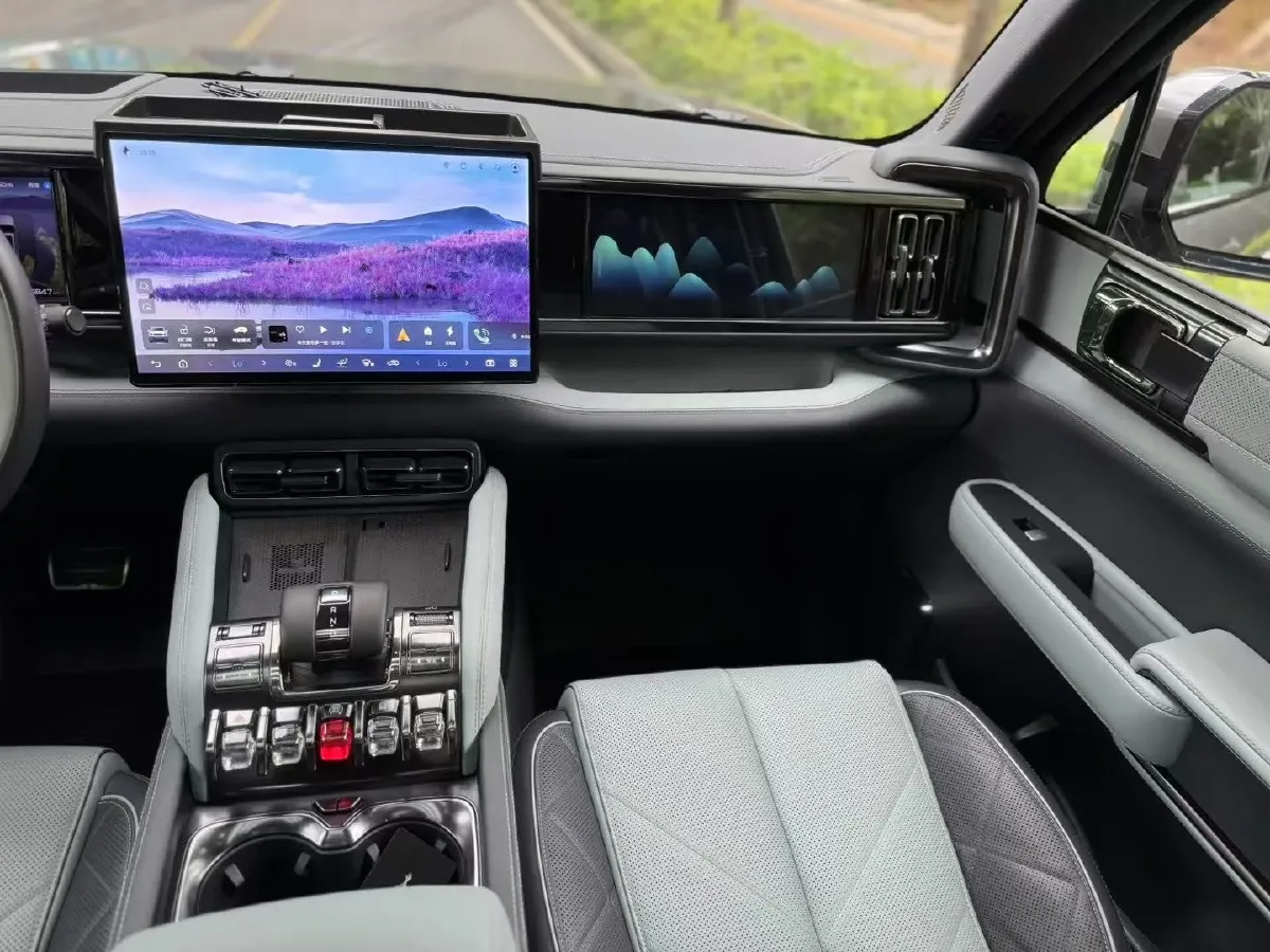 2023 FangChengBao Bao 5 1.5T 194HP L4 E-CVT PHEV 31.8KWH,autocango,china used car exporter,china ev exporter,chinese used car exporter,chinese used ev exporter