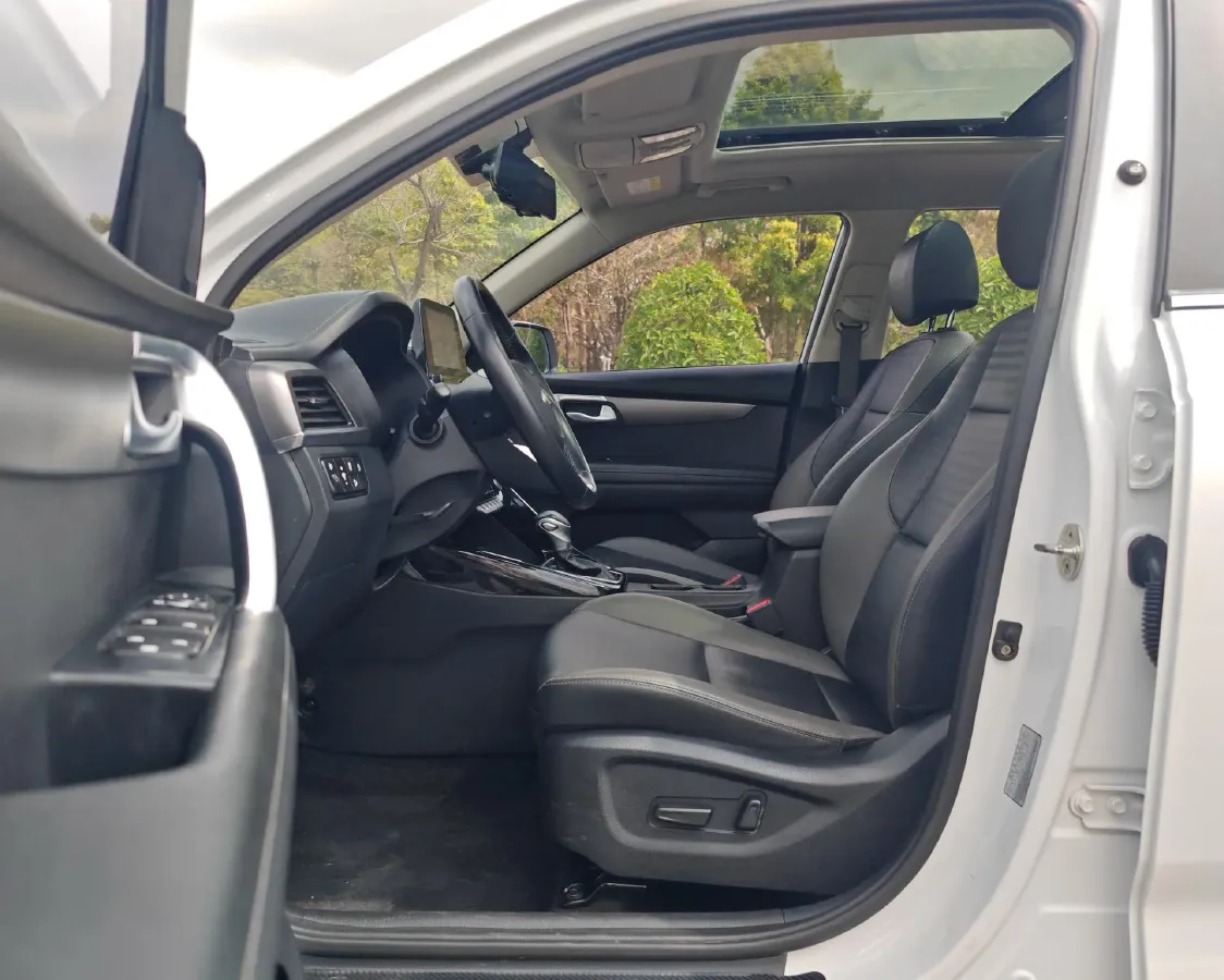 2019 Kia Sportage R 2.0L 160HP L4 6AT,autocango,china used car exporter,china ev exporter,chinese used car exporter,chinese used ev exporter