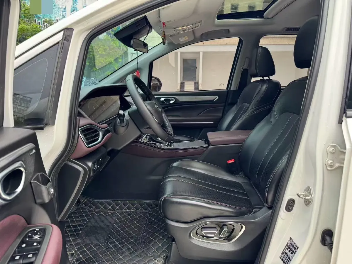 2023 GAC Trumpchi M6 1.5T 177HP L4 7DCT,autocango,china used car exporter,china ev exporter,chinese used car exporter,chinese used ev exporter