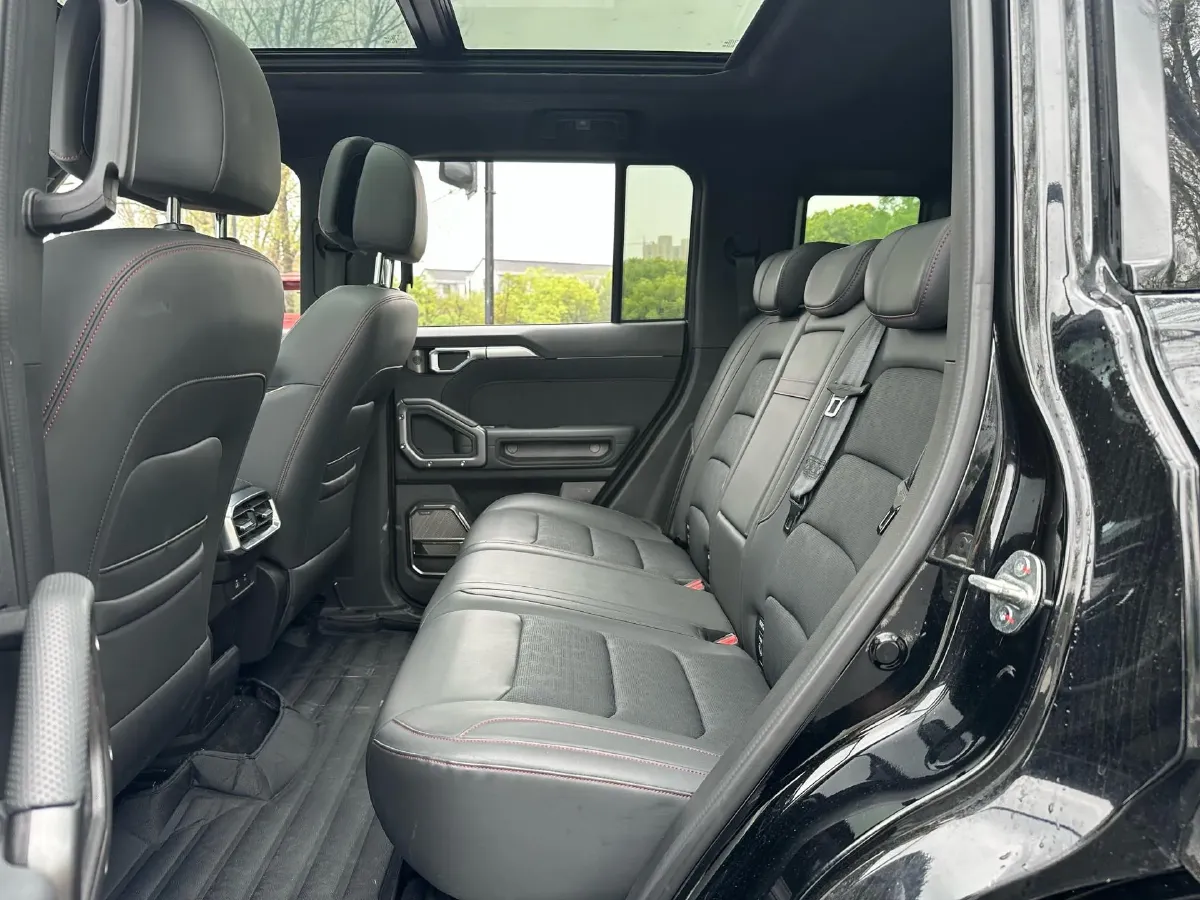 2024 Jetour ShanHai TravellerC-DM 1.5T 156HP L4 3DHT PHEV 43.24KWH,autocango,china used car exporter,china ev exporter,chinese used car exporter,chinese used ev exporter