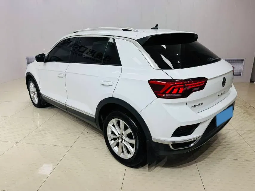 2021 Volkswagen T-Roc 1.4T 150HP L4 7DCT,autocango,china used car exporter,china ev exporter,chinese used car exporter,chinese used ev exporter