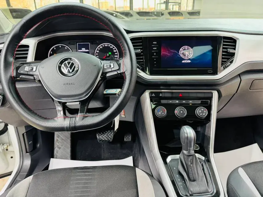 2021 Volkswagen T-Roc 1.4T 150HP L4 7DCT,autocango,china used car exporter,china ev exporter,chinese used car exporter,chinese used ev exporter