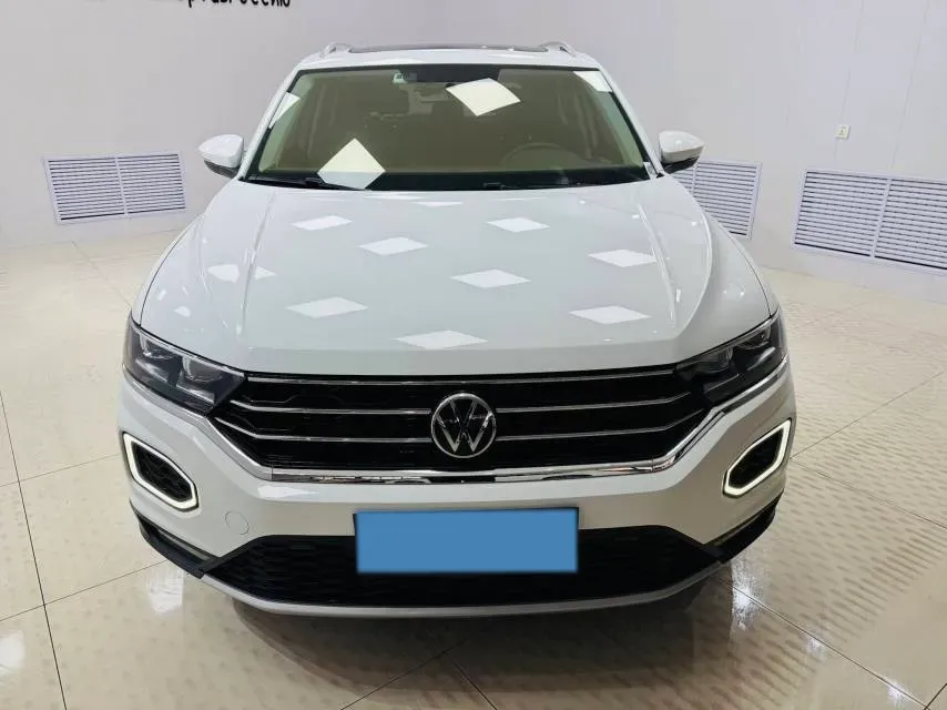 2021 Volkswagen T-Roc 1.4T 150HP L4 7DCT,autocango,china used car exporter,china ev exporter,chinese used car exporter,chinese used ev exporter