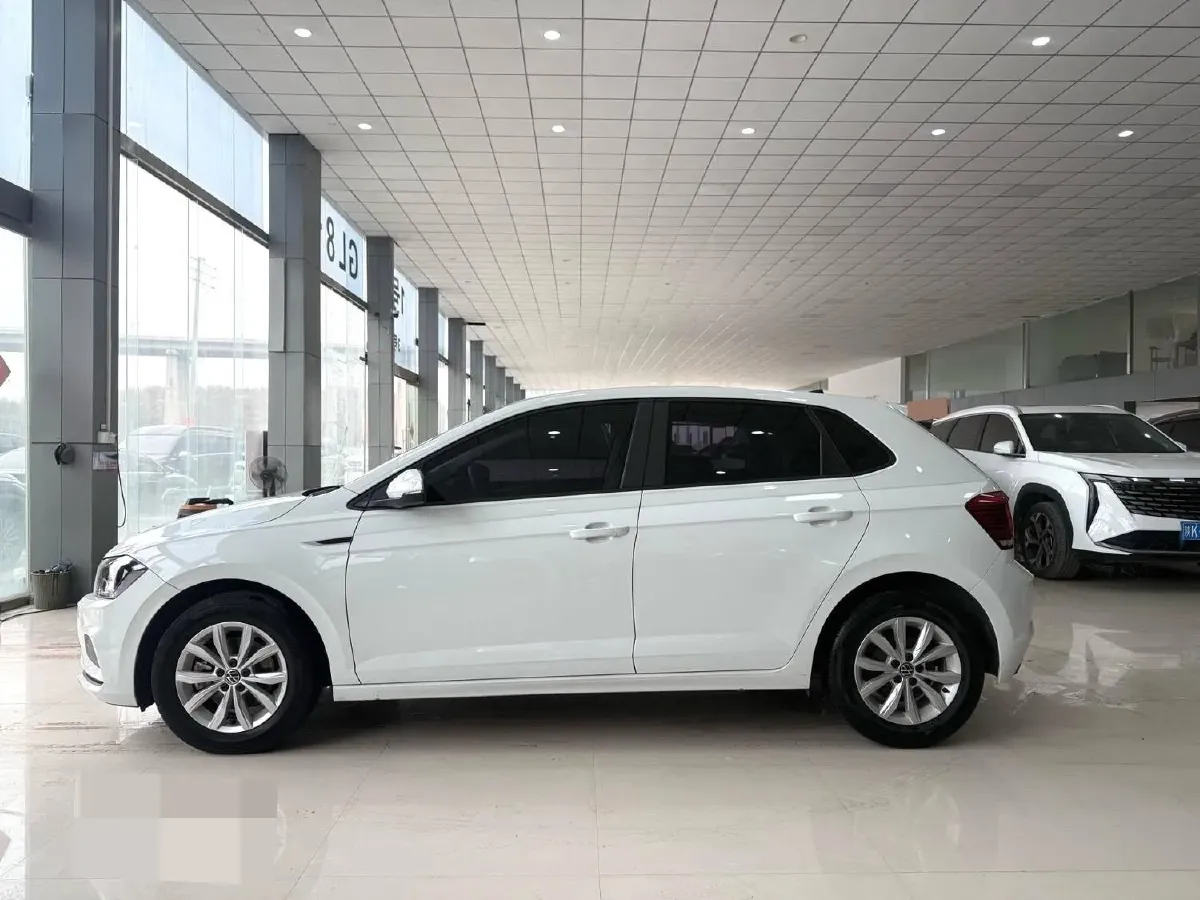 2023 Volkswagen Polo 1.5L 113HP L4 6AT,autocango,china used car exporter,china ev exporter,chinese used car exporter,chinese used ev exporter
