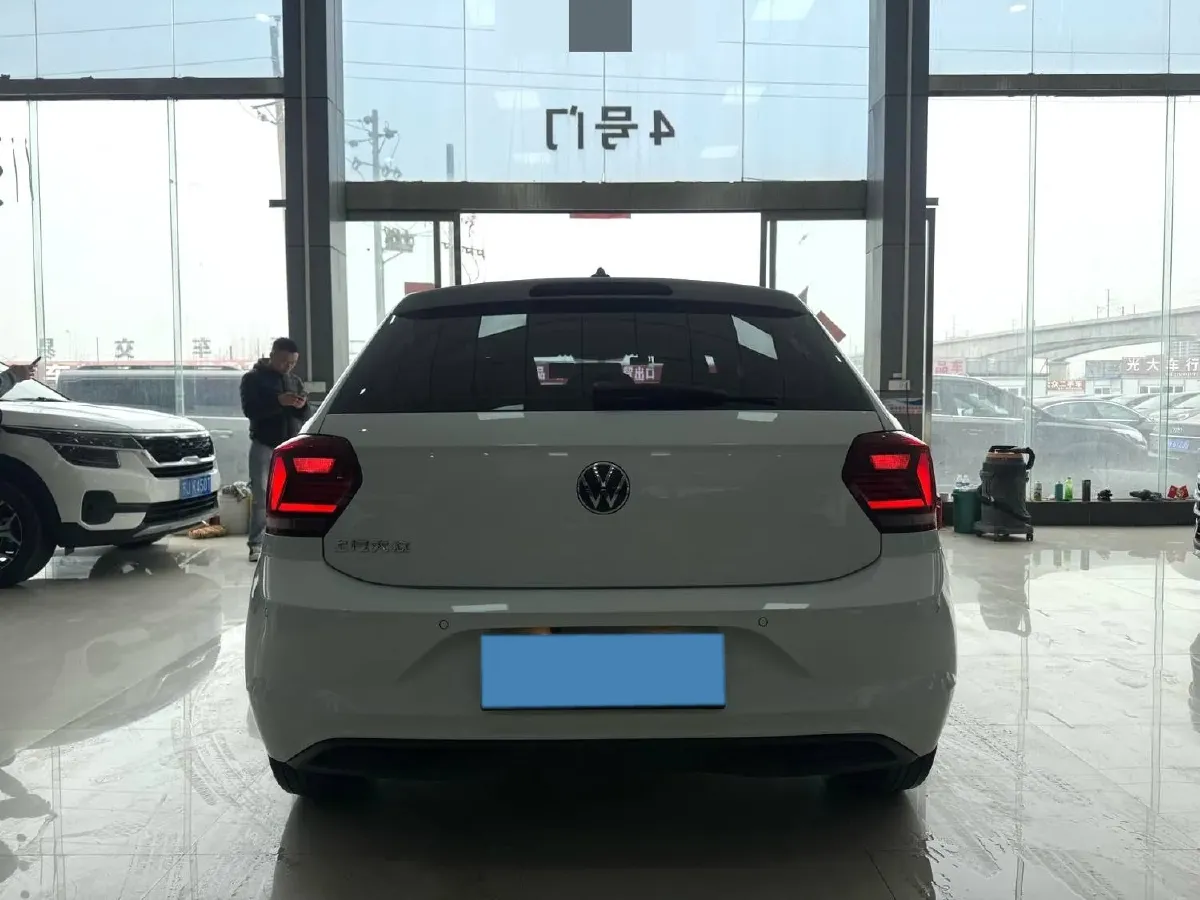 2023 Volkswagen Polo 1.5L 113HP L4 6AT,autocango,china used car exporter,china ev exporter,chinese used car exporter,chinese used ev exporter