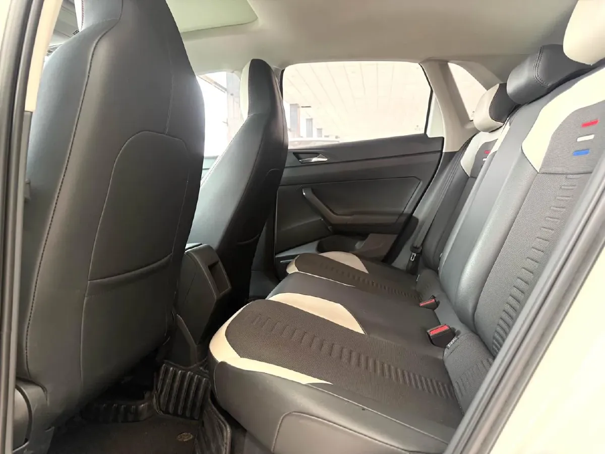 2023 Volkswagen Polo 1.5L 113HP L4 6AT,autocango,china used car exporter,china ev exporter,chinese used car exporter,chinese used ev exporter