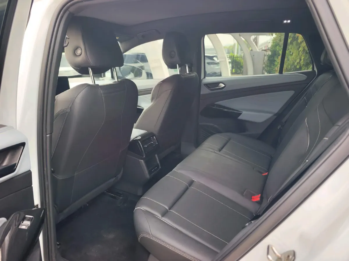 2023 Volkswagen ID.4 X BEV 52.8KWH,autocango,china used car exporter,china ev exporter,chinese used car exporter,chinese used ev exporter