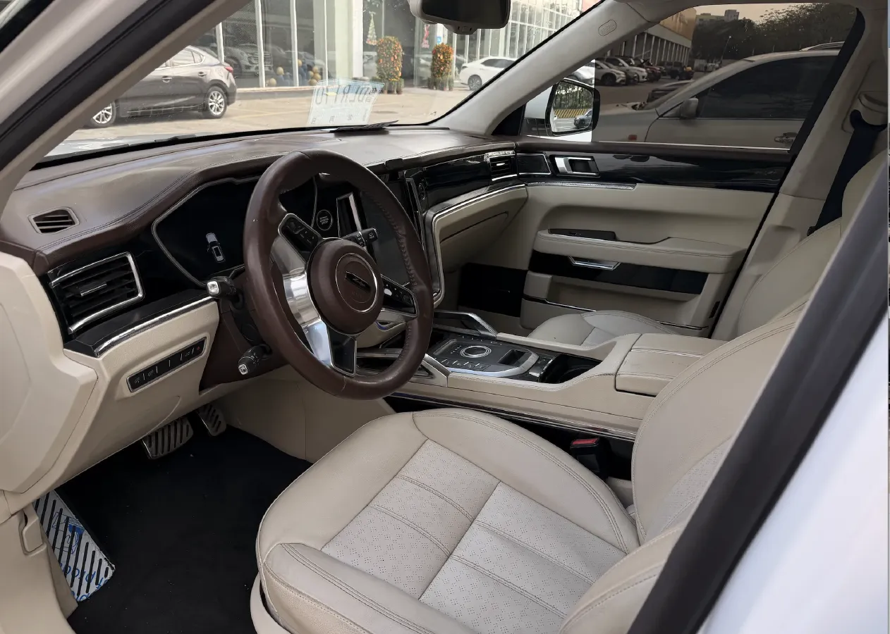 2017 Zotye T700 1.8T 177HP L4 6DCT,autocango,china used car exporter,china ev exporter,chinese used car exporter,chinese used ev exporter