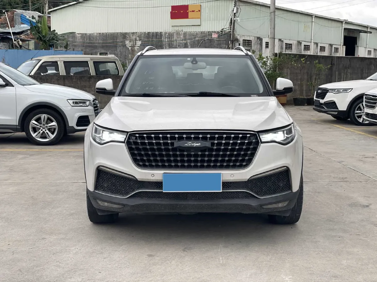 2017 Zotye T700 1.8T 177HP L4 6DCT,autocango,china used car exporter,china ev exporter,chinese used car exporter,chinese used ev exporter